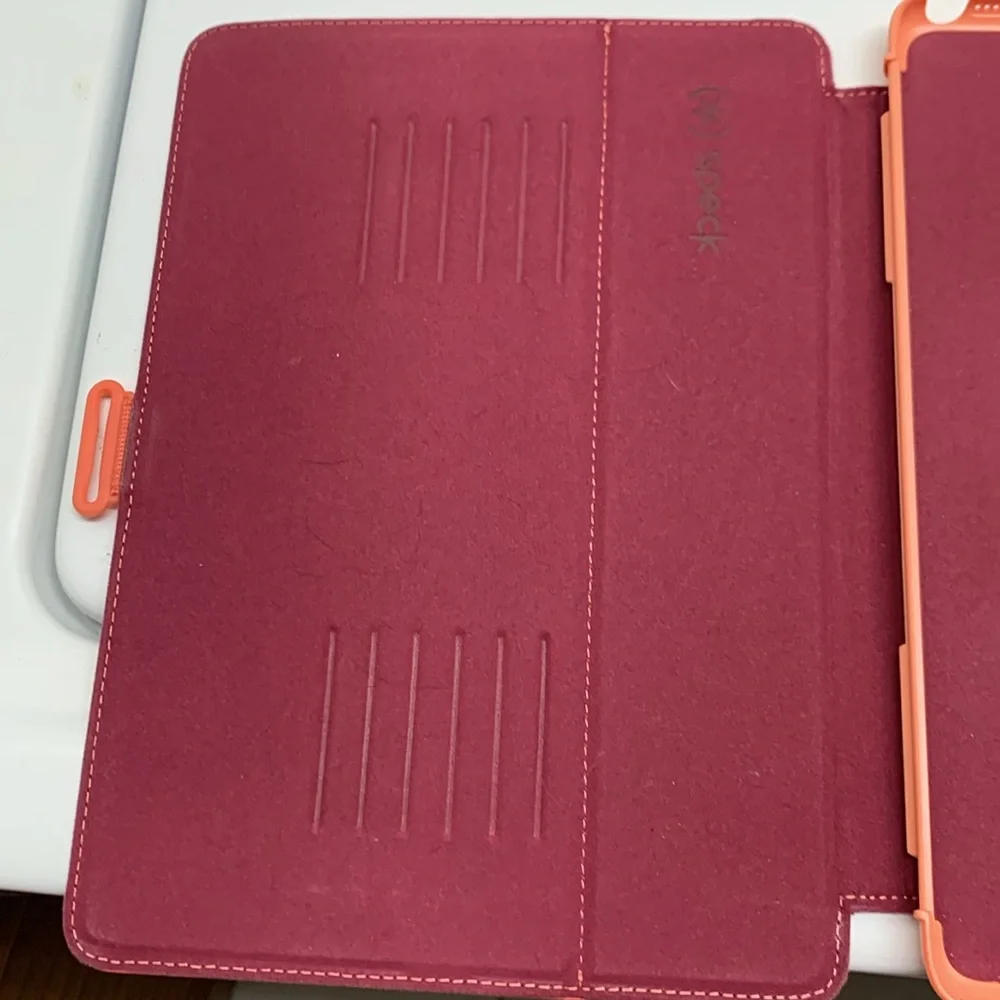 EUC iPad case for 9.7
